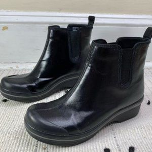 Dansko Black Leather Waterproof Chelsea Rain Boots size 8